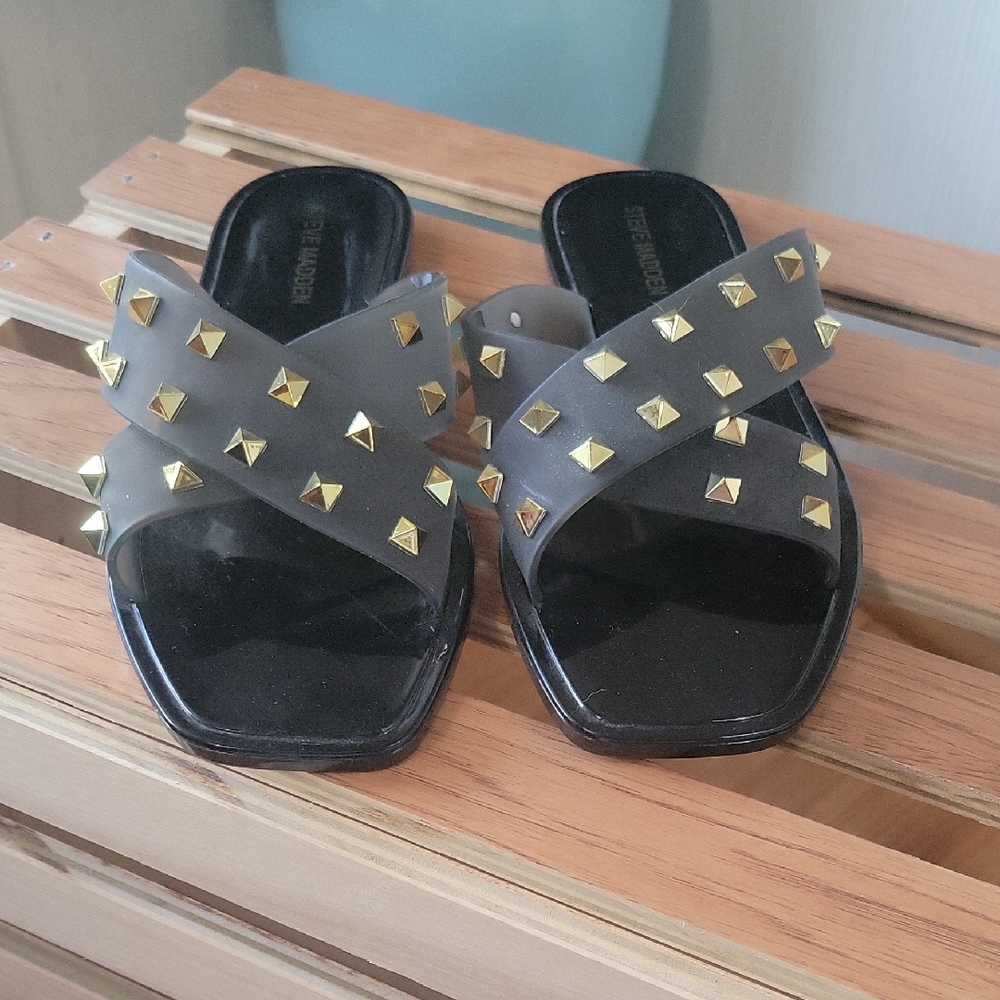 Steve Madden Gray and Gold Studded Sandals